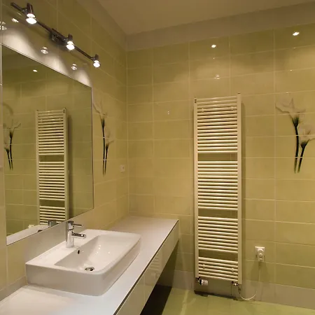 Hotel apartamentowy Andel