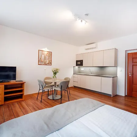 Andel Apartmanhotel 3*