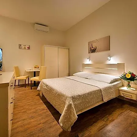 Aparthotel Andel